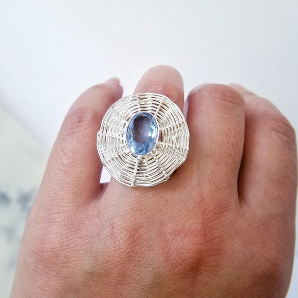 Silver Plated Blue Topaz Weave Cocktail Ring Size 9 - Picture 5 of 9